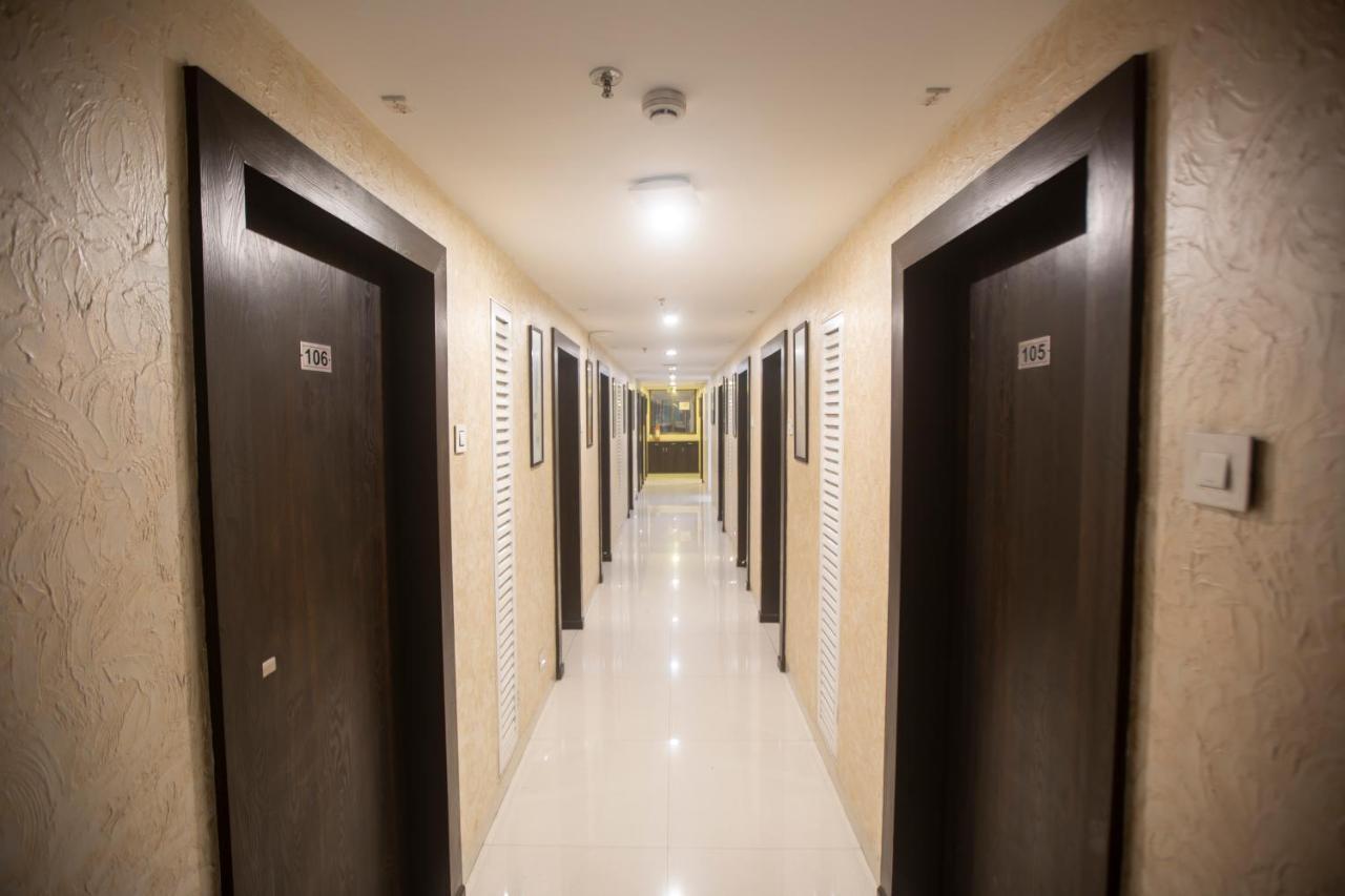 Hotel Singh'S By Wb Inn, Vashi, נאווי מומבאי מראה חיצוני תמונה